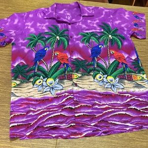 Vintage XL Red Purple Parrot Beach Surfboard Lightweight Hawaiian Shirt